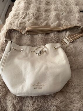 kate spade Cream/Beige Leather Drawstring Shoulder Bag